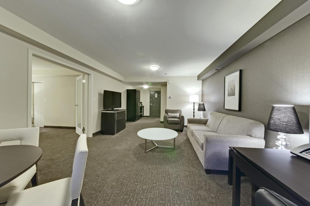 Coast Kamloops Hotel & Conference Centre Eksteriør billede